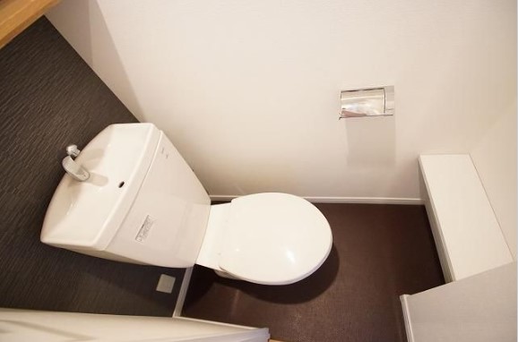トイレ　使いやすい洋式です☆