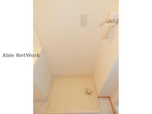 洗面設備　同形類似