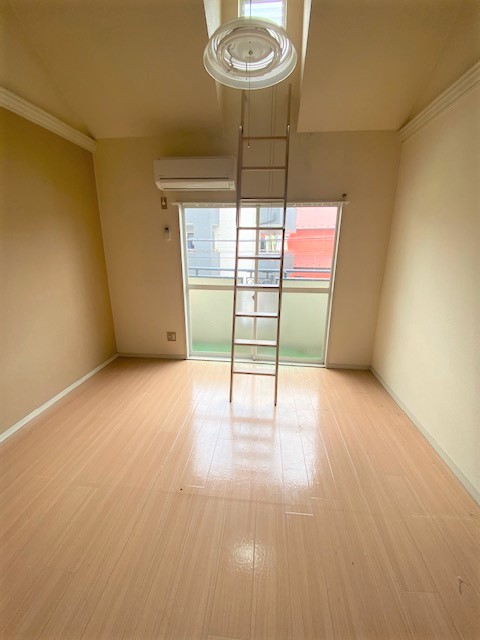 居室・リビング　別部屋写真