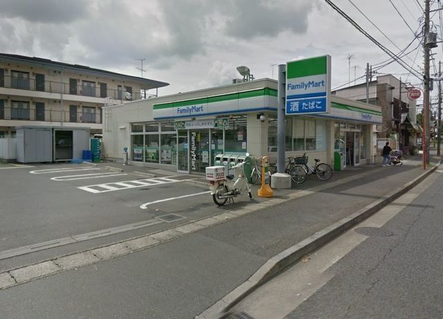 コンビニ　ファミリーマート堰三丁目店（コンビニ）まで616m
