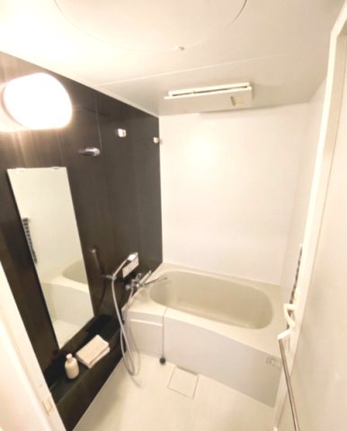 バス・シャワールーム　風呂