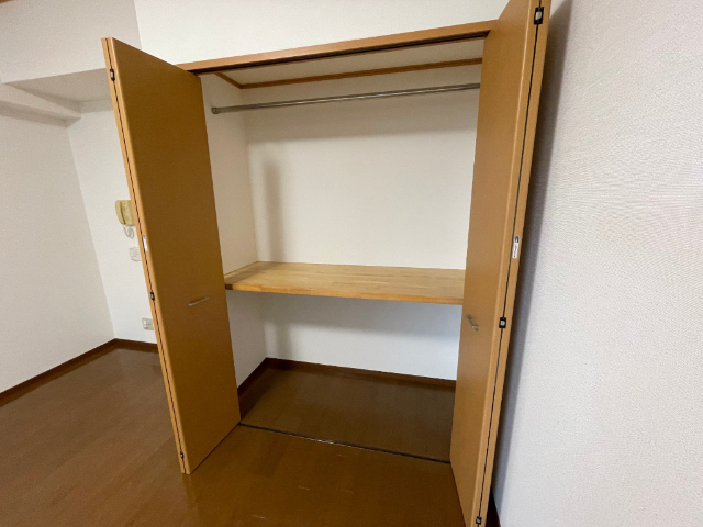収納　※同タイプのお部屋の写真です。（反転）