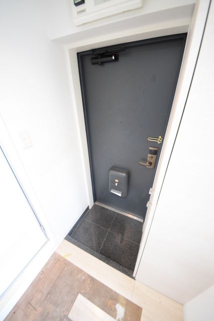 玄関　別タイプ参照