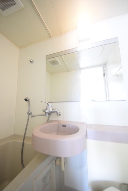 洗面設備　別タイプ参照