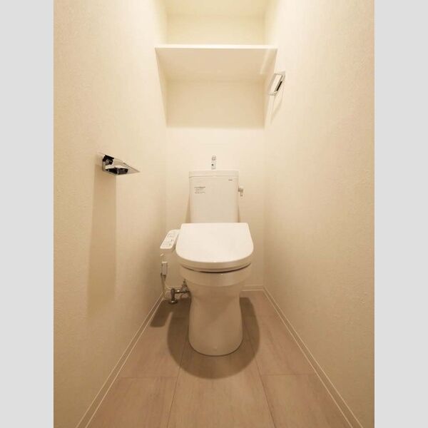 トイレ　※別号室の参考写真、現況優先※