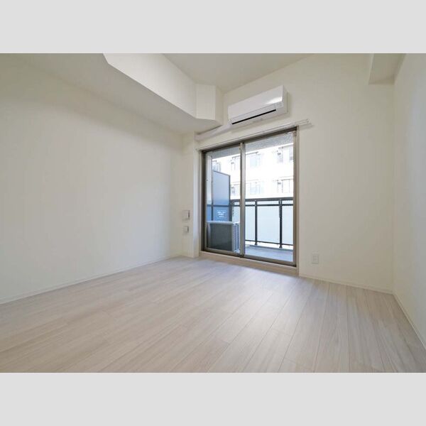 居室・リビング　※別号室の参考写真、現況優先※