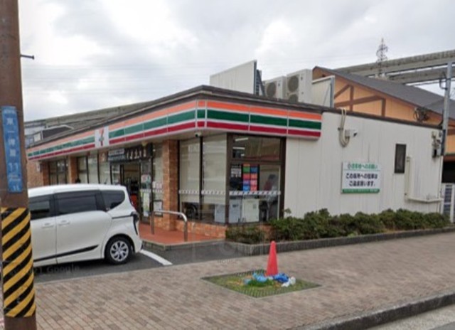 コンビニ　セブンイレブン　摂津東一津屋店（コンビニ）まで488m