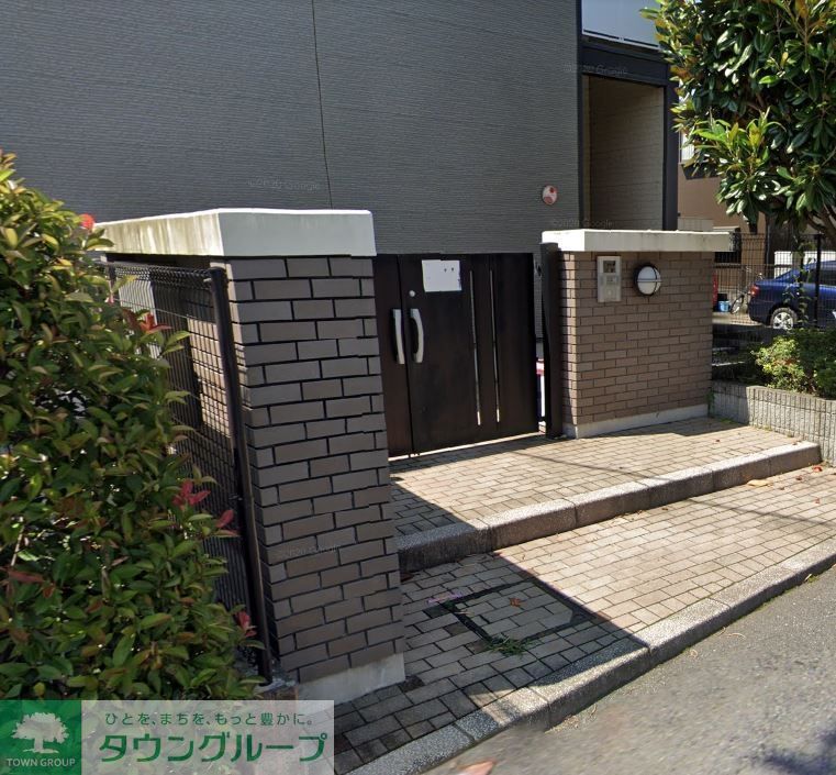 エントランス　エントランス