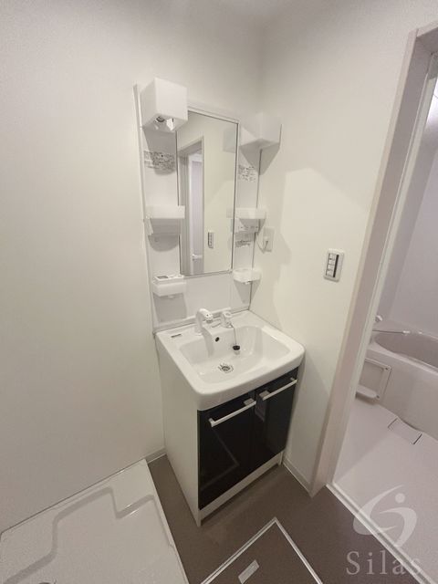 洗面設備　同仕様