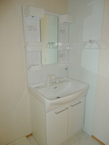 洗面設備　洗髪洗面化粧台　※写真は202号室