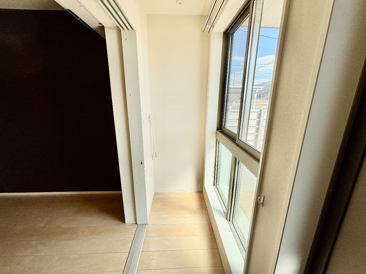 バルコニー　インナーテラス部分・日当たり良好です◎