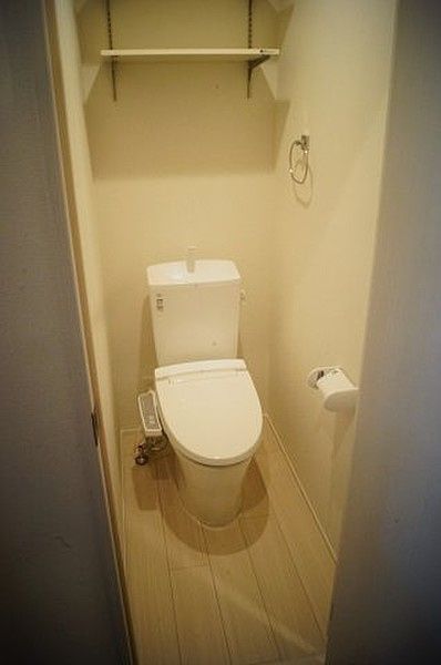 トイレ　（別タイプ参考写真）プレゾン　北区東田端1