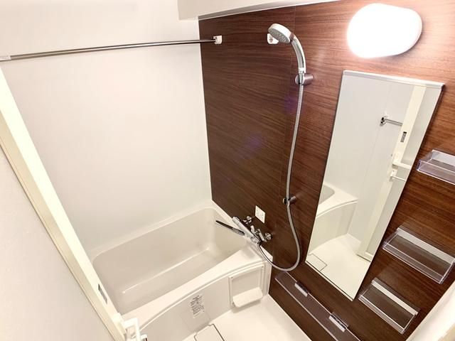 バス・シャワールーム