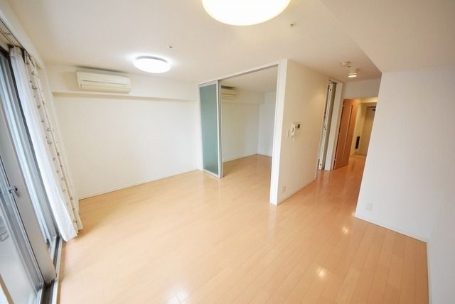 居室・リビング　リノベーション工事実施前撮影