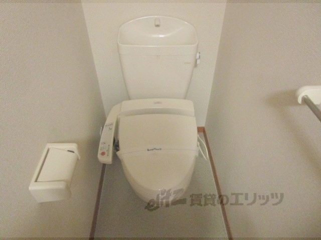 レオパレスルミナスのトイレ写真