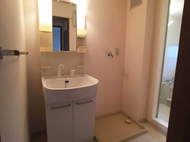 洗面設備　洗髪洗面化粧台