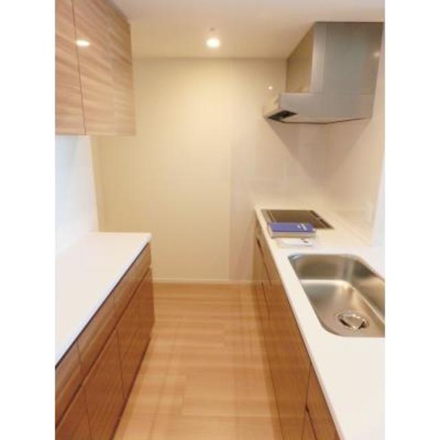 キッチン　※写真は同タイプ住戸です。