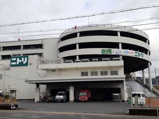 ショッピングセンター　イズミヤ　六地蔵店（ショッピングセンター）まで950m