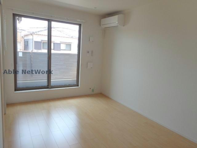 居室・リビング　反転モデル