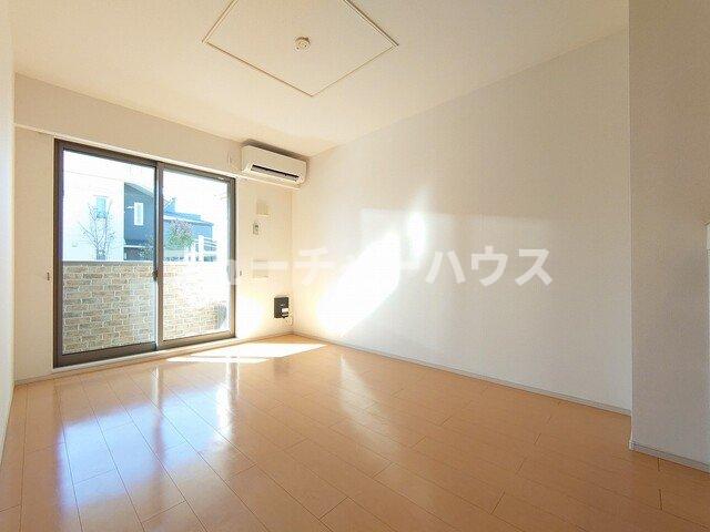 居室・リビング　使いやすい居間です