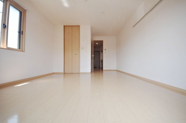 居室・リビング　★２面採光の明るいお部屋★