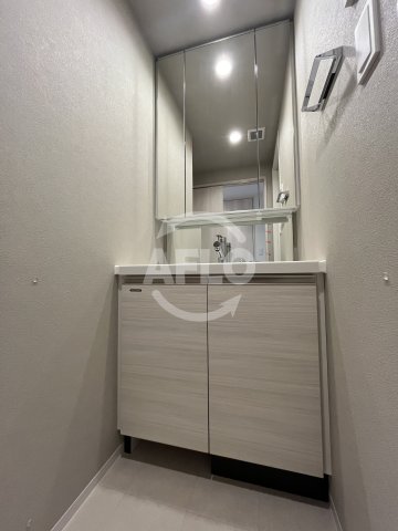 洗面設備　コンフォリア・リヴ東三国駅前ソルテラス　洗面台