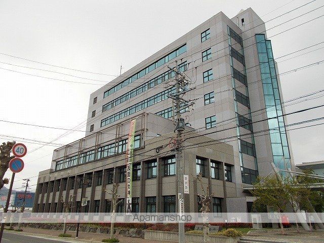 役所　茅野市役所（役所）まで550m