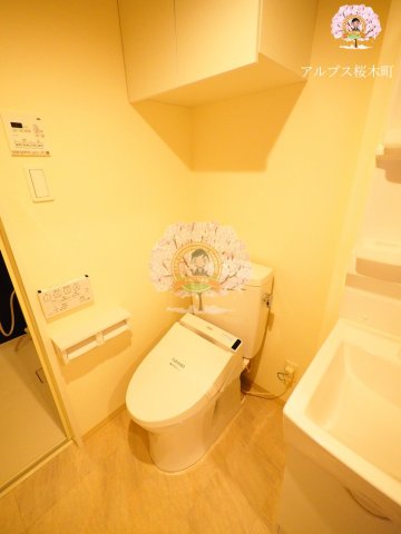 トイレ　反転タイプ