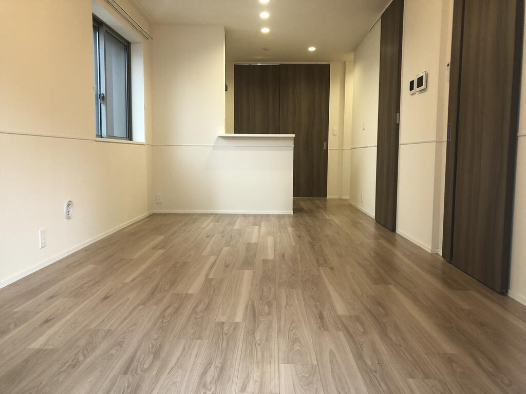 居室・リビング　※別号室の参考写真となります