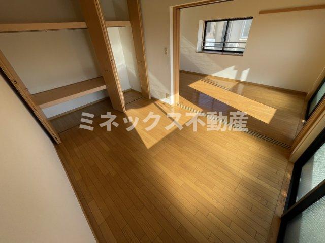 トイレ　同タイプのお部屋の写真。現況を優先します。