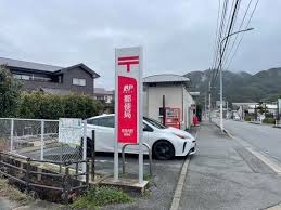 郵便局　早良内野郵便局（郵便局）まで691m