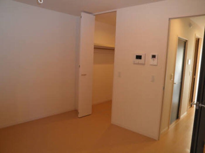 セキュリティ　モニター付きインターホン