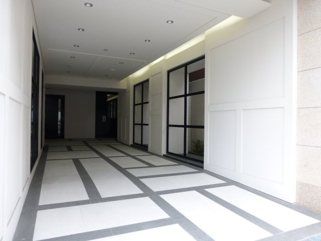 エントランス　エントランス