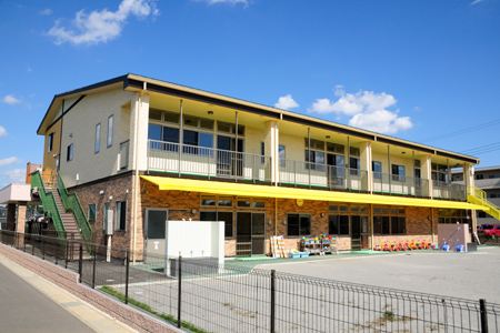 幼稚園・保育園　けやきの森保育園おおたかの森園（幼稚園・保育園）まで526m