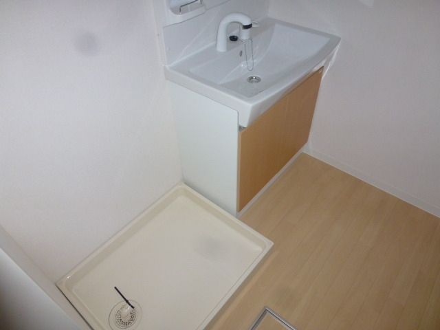 洗面設備　♪朝・晩の強い味方、シャンプードレッサー付き♪