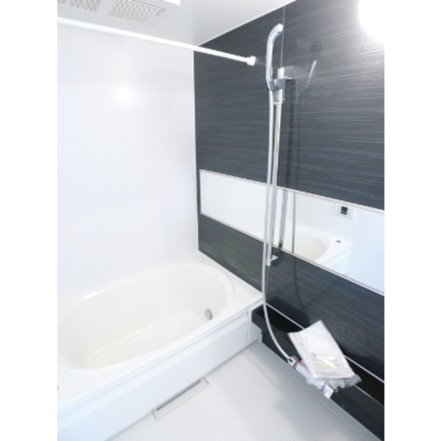 バス・シャワールーム　参考写真（同建物別部屋のものです）