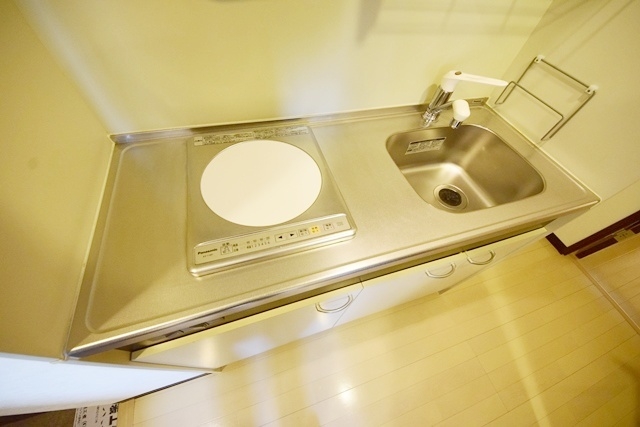 キッチン　コンパクトなキッチン♪※同物件別部屋
