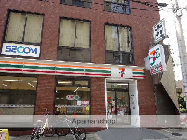 コンビニ　セブン－イレブン大阪淡路町２丁目店（コンビニ）まで689m