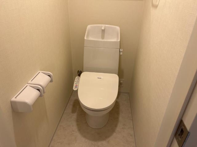 トイレ　シャワー付トイレ