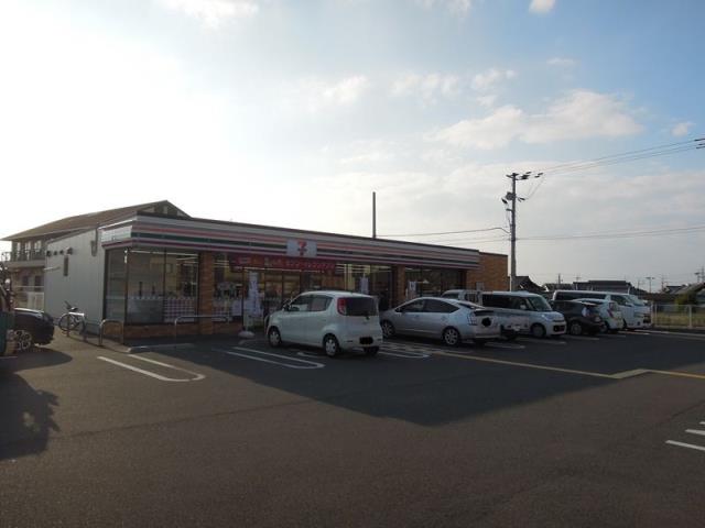 コンビニ　セブンイレブン（コンビニ）まで989m