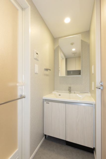 洗面設備　※写真は同タイプ住戸です。