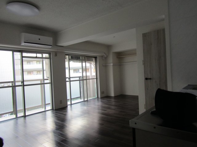 居室・リビング　使い勝手のいい洋室です