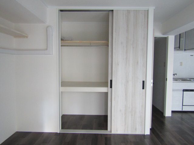 収納　奥行きのある広い収納