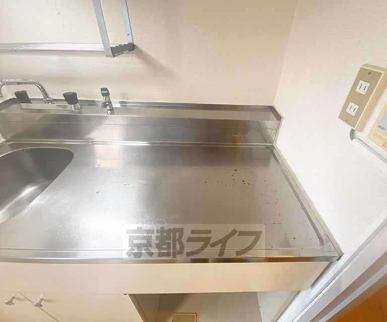 キッチン　キッチン収納あります。