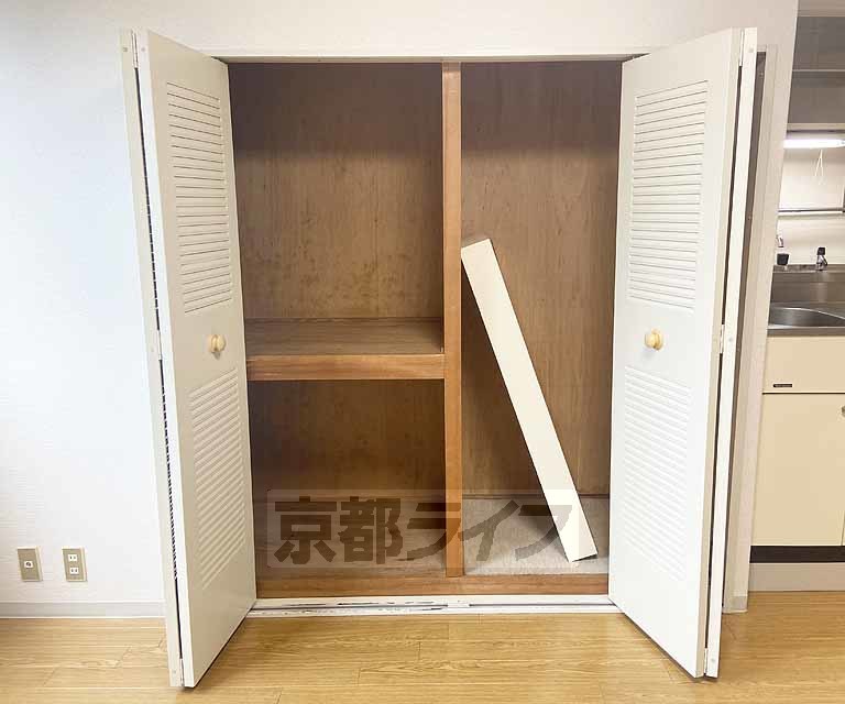 収納　ロングコート対応しています。