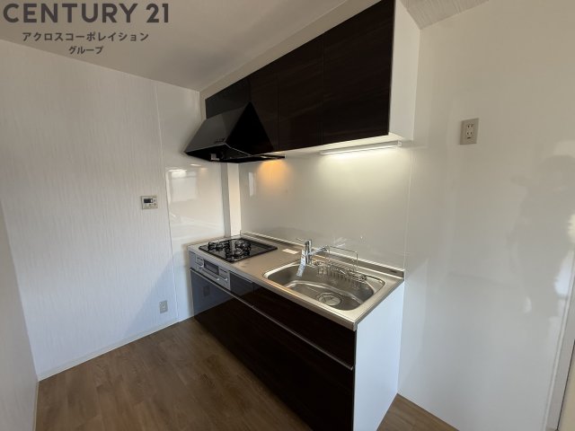 キッチン　3口ガスコンロ付きのキッチン！