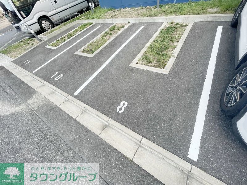 駐車場　駐車場