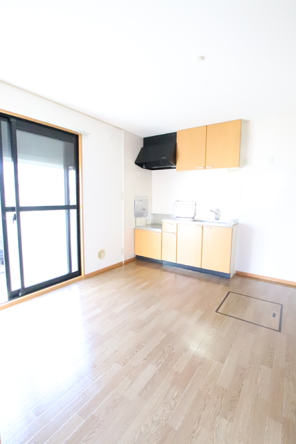 居室・リビング　７．５帖のダイニングです♪