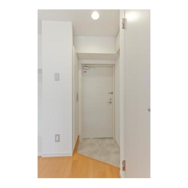 玄関　※写真は同タイプ住戸です。