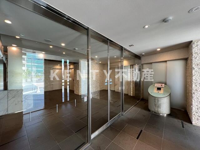 ロビー　建物の内部です